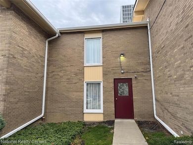 1550 Cherboneau Place unit 201, Detroit, MI 48207 - photo 5