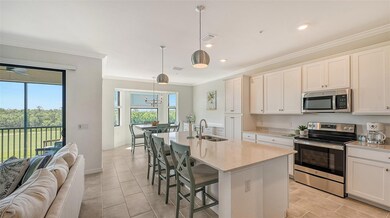 17902 Gawthrop Dr unit 402, Bradenton, FL 34211 - photo 4