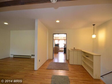 9820 Perrott Ct, Fairfax, VA 22031 - photo 7