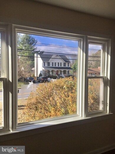 409 Central Ave, Reisterstown, MD 21136 - photo 2