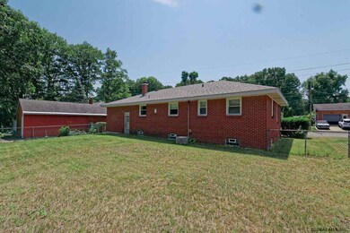 39 Bosher Dr, Albany, NY 12205 - photo 4