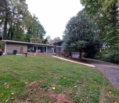 1310 Doyal Dr, Morristown, TN 37814 - photo 2