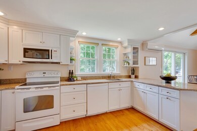 22 Southfield Cir, Concord, MA 01742 - photo 4