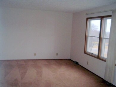 4088 N 400 W, La Porte, IN 46350 - photo 5