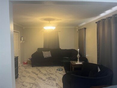 7209 Philibert Ln, Houston, TX 77028 - photo 2