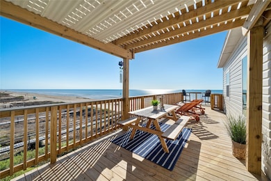 Enjoy views from all angles!
