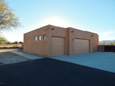 3 car garage
