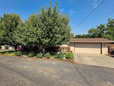 2390 Rolling Hills Dr, Clarkston, WA 99403 - photo 4