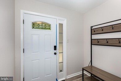 26 Tattersaul Ct, Reisterstown, MD 21136 - photo 2