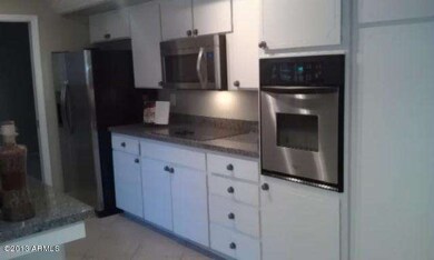 New granite counters, oven, microwave