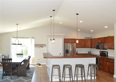 1224 Juno St SE, East Wenatchee, WA 98802 - photo 2