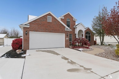 8415 Wolverine Rd, Temperance, MI 48182 - photo 2