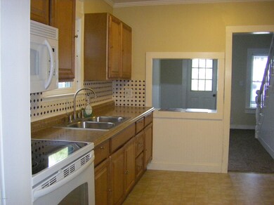 15 Nelson St, North Adams, MA 01247 - photo 2