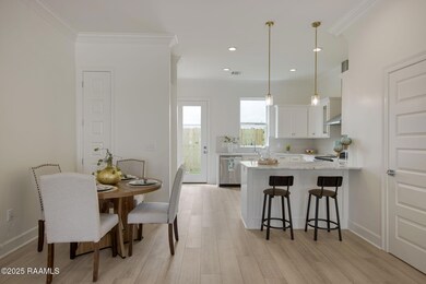 11-web-or-mls-1510 Kaliste Saloom Rd-11