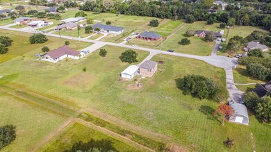 922 Bar e Bar S, Alvin, TX 77511 - photo 7