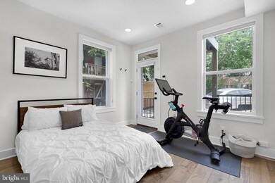 781 Columbia Rd NW unit 1, Washington, DC 20001 - photo 7