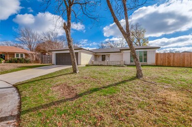 2620 Greenwood Ct, Bedford, TX 76021 - photo 2