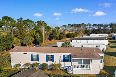 1521 Beacon Ave, North Myrtle Beach, SC 29582 - photo 2