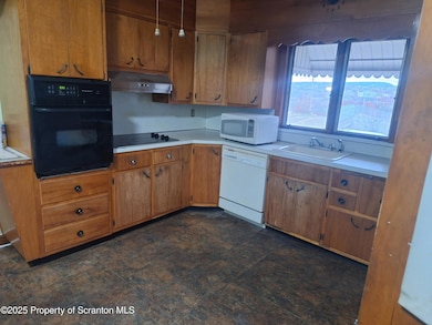 907 W Linden St unit 1, Scranton, PA 18504 - photo 3