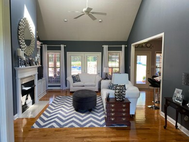 102 Locust Grove Dr, Georgetown, KY 40324 - photo 5