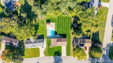 10975 Campanel Dr, Zeeland, MI 49464 - photo 4