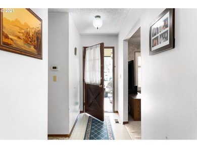 19675 SW Jaylee St, Beaverton, OR 97007 - photo 4