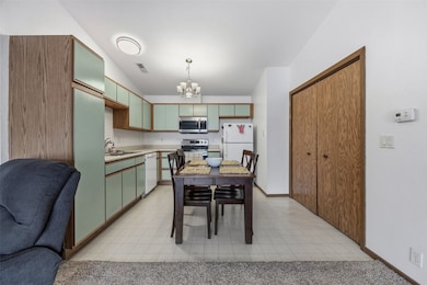 72 Miller Ave SW unit 8, Cedar Rapids, IA 52404 - photo 6