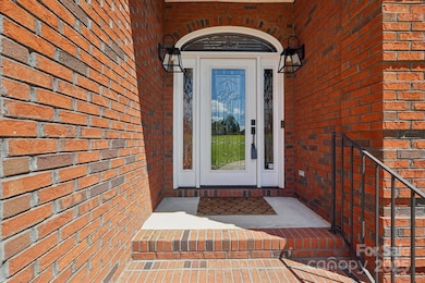 3040 Patrick Place Cir, Clover, SC 29710 - photo 4