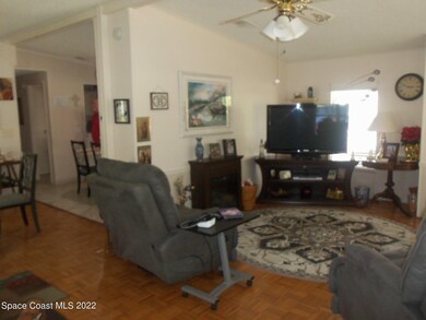 812 Hyacinth Cir, Sebastian, FL 32976 - photo 2