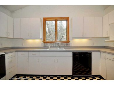 137 Arnolda Round Rd, Charlestown, RI 02813 - photo 5