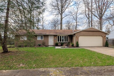 870 Robinwood Ave, Sheffield Lake, OH 44054 - photo 2