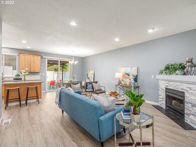 20464 Hoodview Ave, West Linn, OR 97068 - photo 3