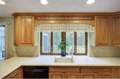 50 Duncan Dr, North Andover, MA 01845 - photo 4