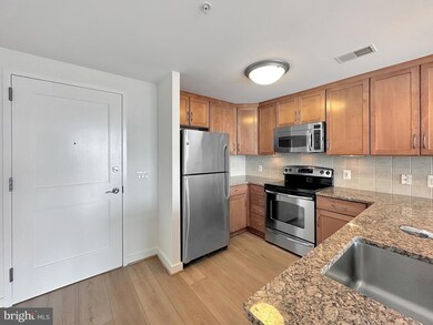 The Residences at Liberty Center unit 1108, Arlington, VA 22203 - photo 3