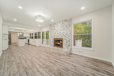 4841 Leesburg Dr, West Bloomfield, MI 48323 - photo 4