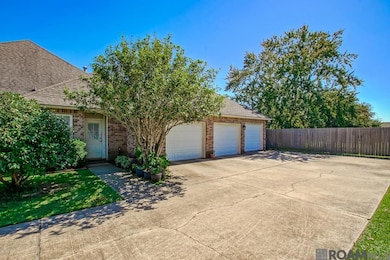 8614 R Dawes Dr, Denham Springs, LA 70706 - photo 3