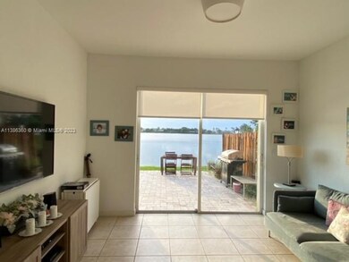 6724 NW 107th Place, Doral, FL 33178 - photo 7