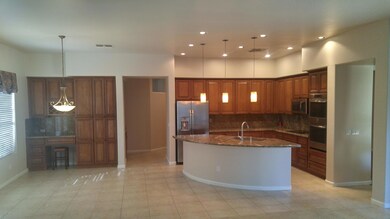 69 E Sunburst Ln, Tempe, AZ 85284 - photo 6