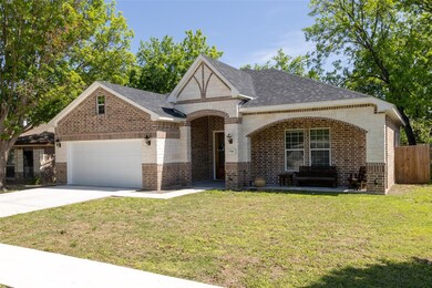 7705 Collett Dr, Fort Worth, TX 76108 - photo 3