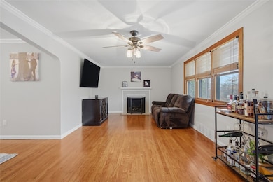 2725 Locust Dr, Pittsburgh, PA 15241 - photo 6