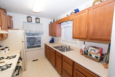 825 S 2nd St, Lafayette, IN 47905 - photo 6