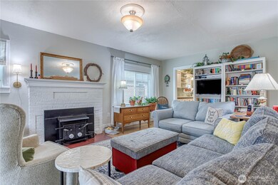 204 N Emerson Ave, Wenatchee, WA 98801 - photo 4