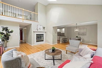 4 Hitching Post Ln, Northborough, MA 01532 - photo 6