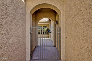 Lockable Privacy Gate for Peace of Mind