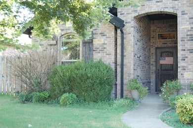 5705 S 63rd St, Rogers, AR 72758 - photo 2