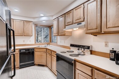 8001 NE 150th St, Kenmore, WA 98028 - photo 5