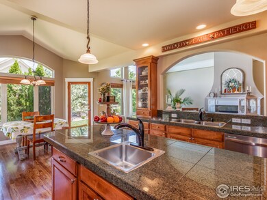 Large kitchen island and eat in area