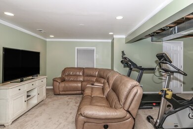 851 Providence Dr, Algonquin, IL 60102 - photo 2