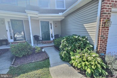 4084 Laurel Ln, Mount Joy, PA 17552 - photo 2