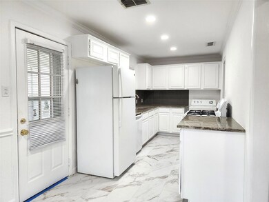 1124 Ann St, Bedford, TX 76022 - photo 5